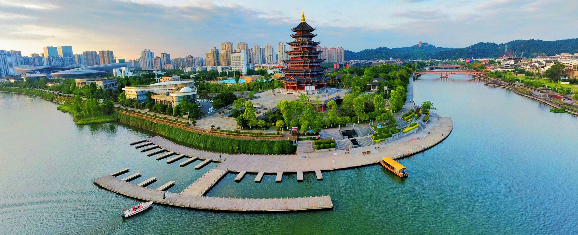 興企愛(ài)崗、志美行厲、建功立業(yè)